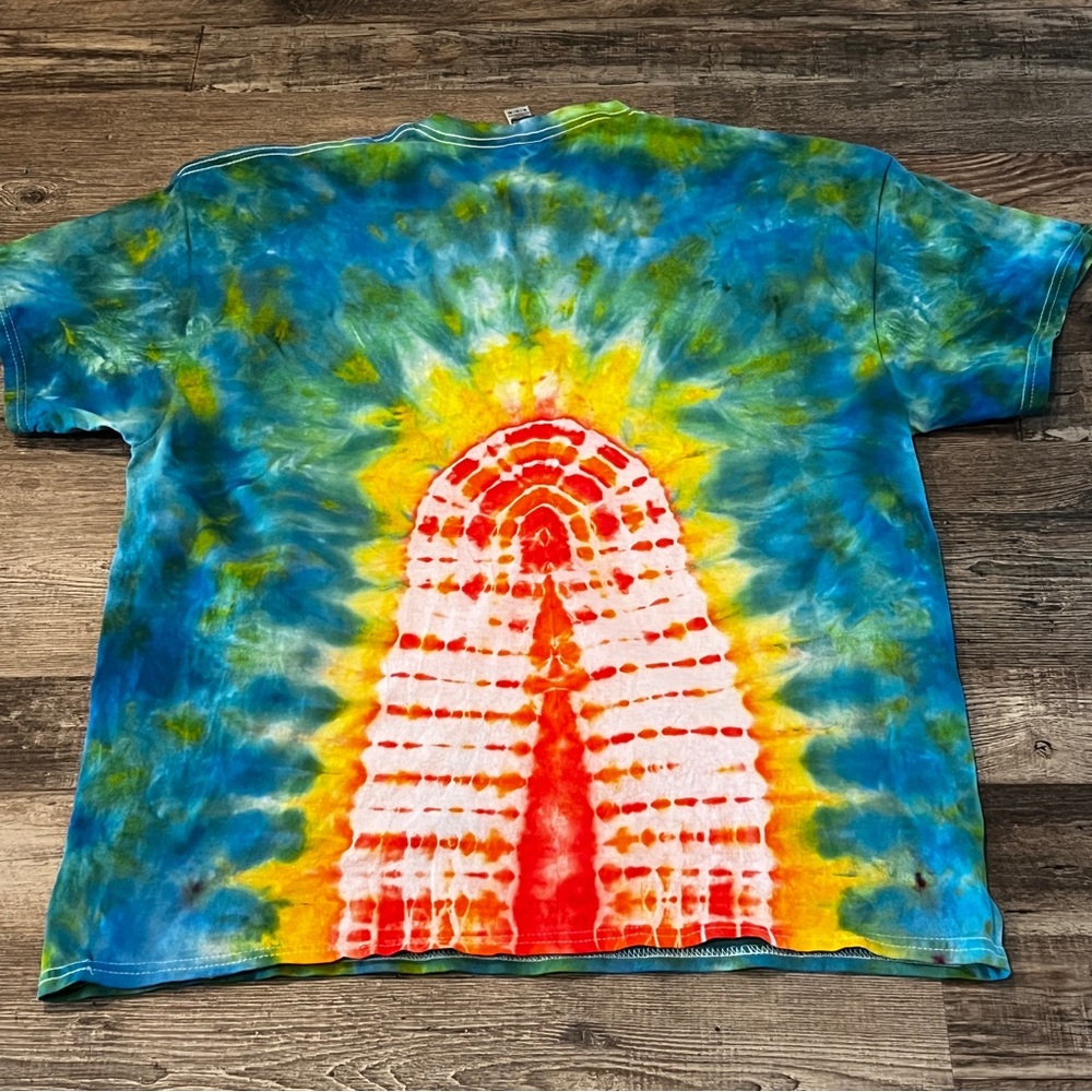 Handmade Tie Dyed peace sign shirt - Picture 7 of 8